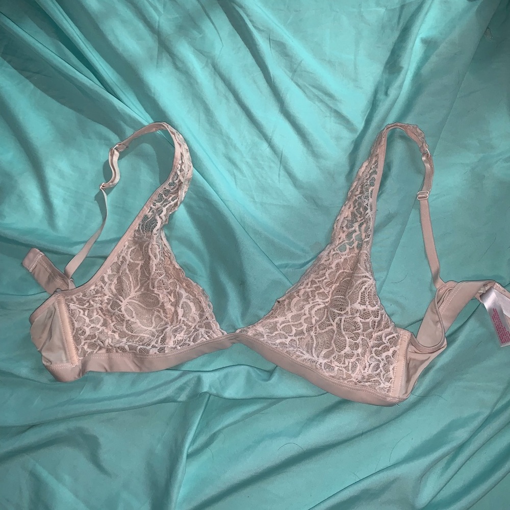 bra - Picture 2 of 3